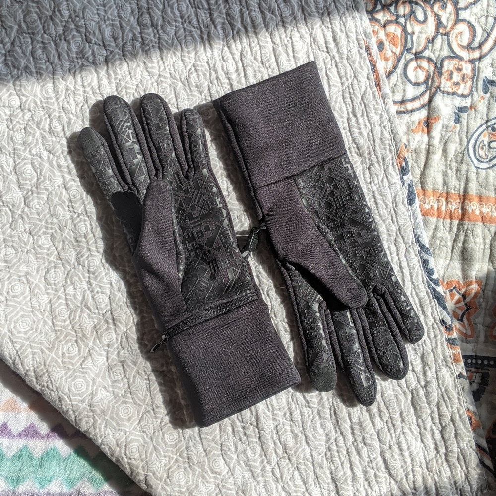 2 Pairs of Land's End Gloves
